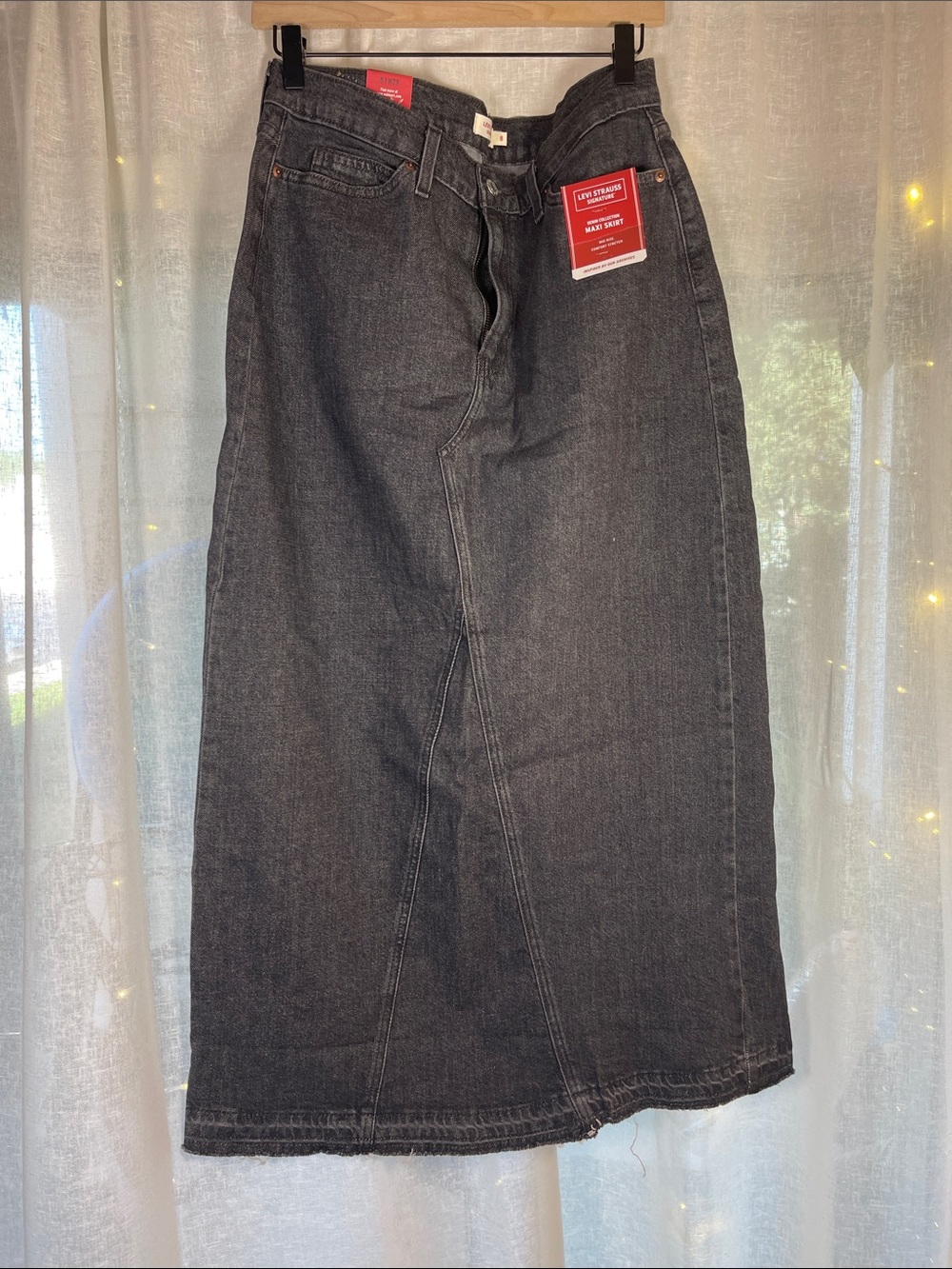 Levi's Black Maxi Denim Skirt - Long A-Line Style